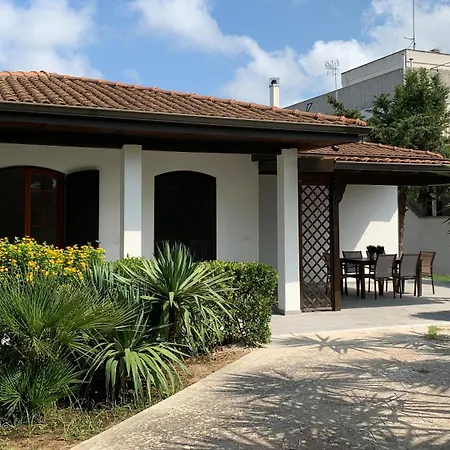 アパート A Casa Di Alfredo In *